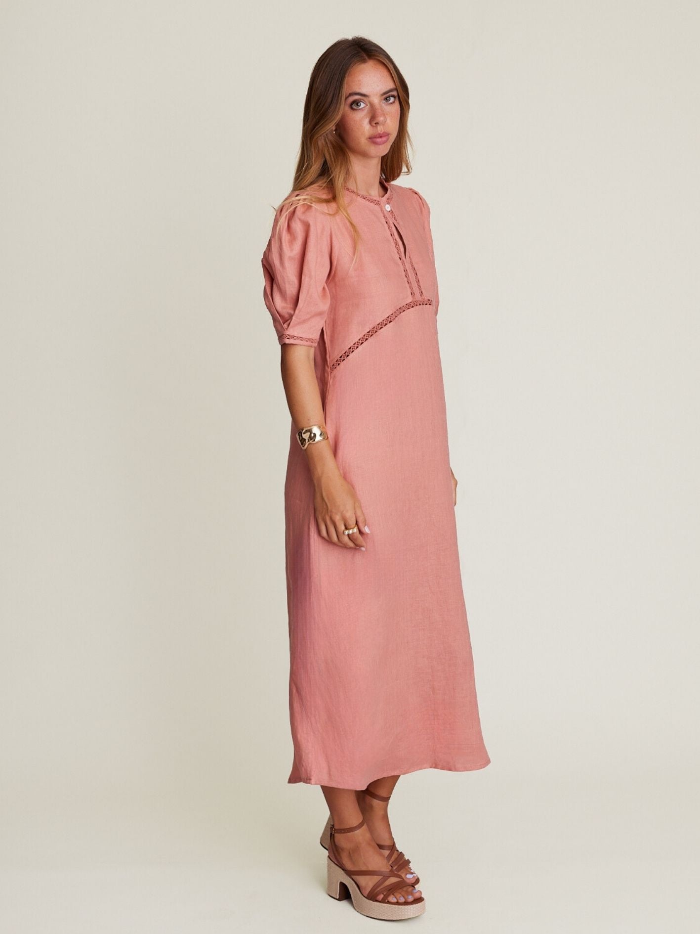 SCULPT DRESS CLAY