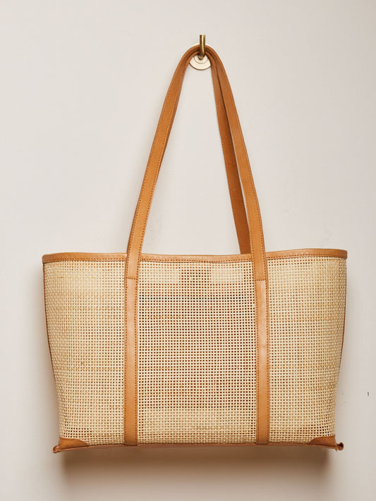 CARRY ALL TOTE TAN