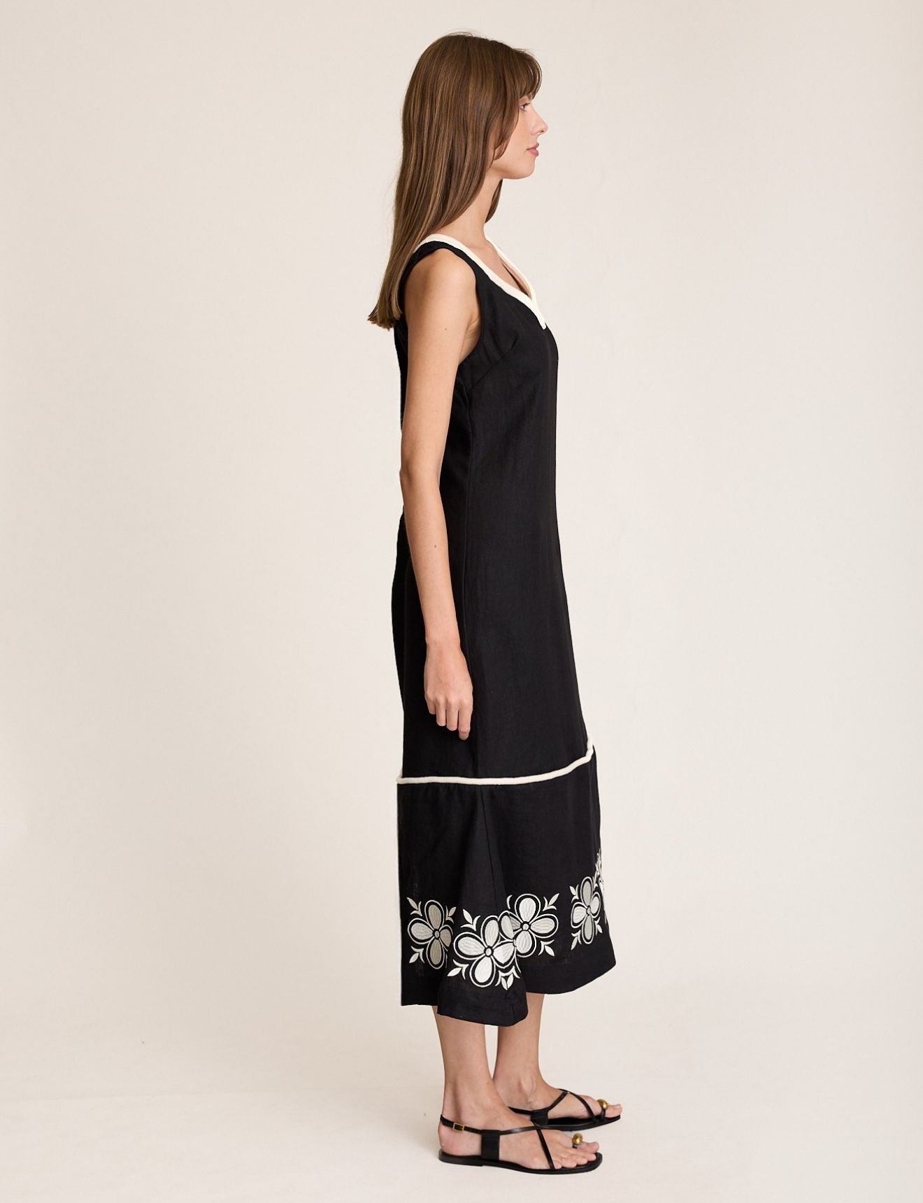 EMBROIDERED HEM DRESS ONYX