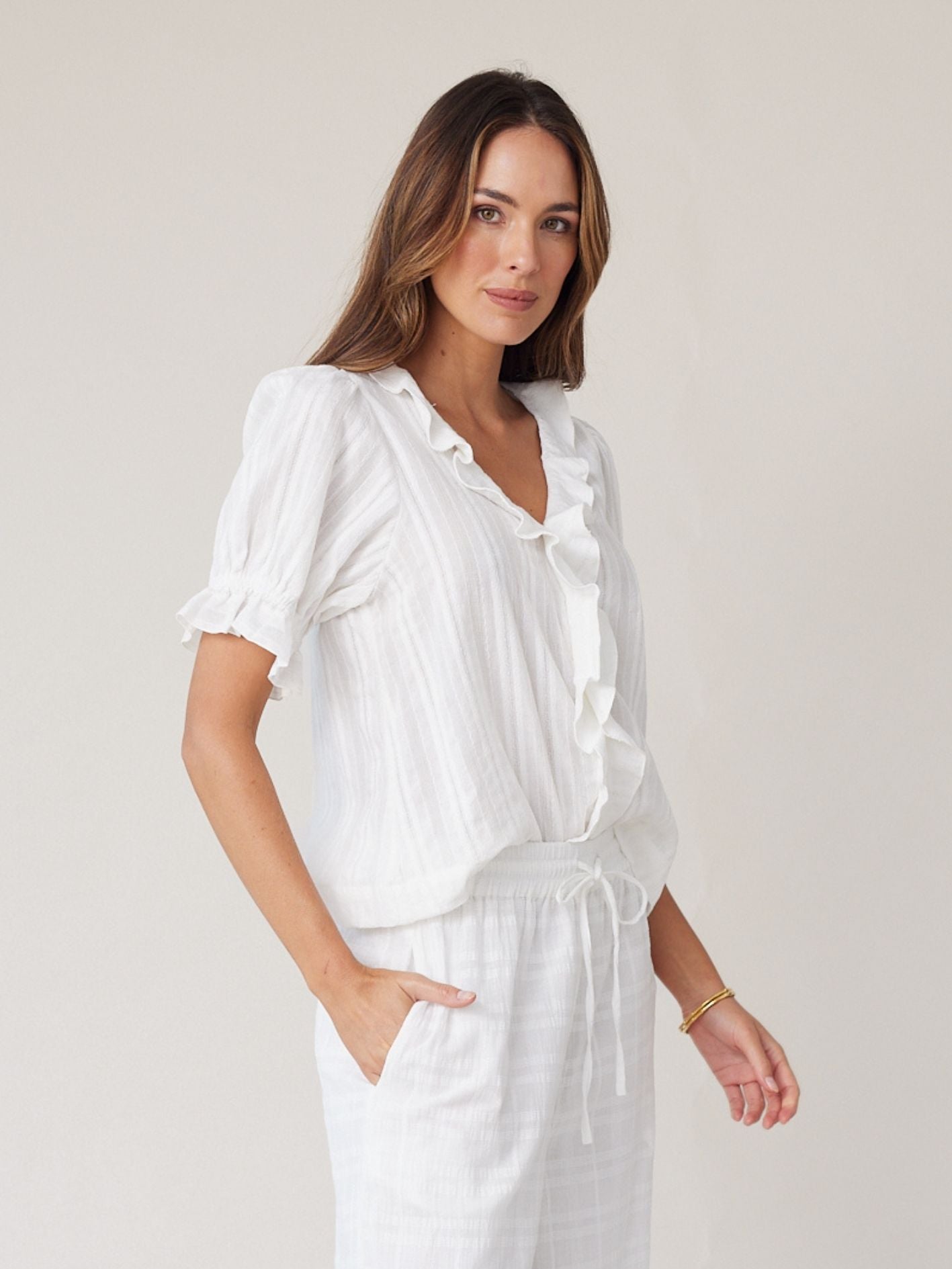 FLOUNCE BLOUSE IVORY