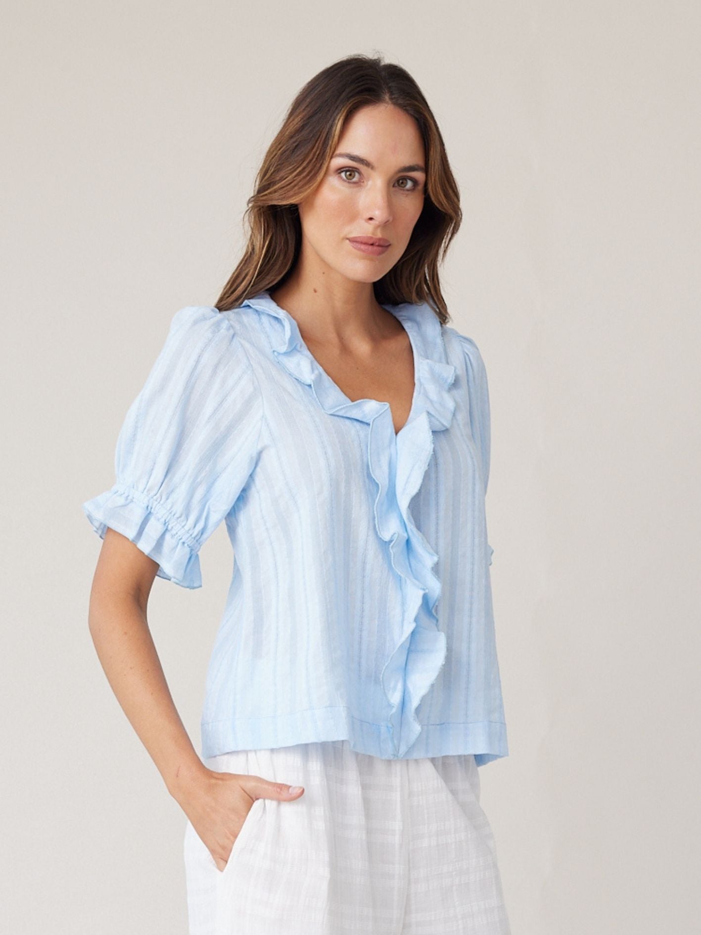 FLOUNCE BLOUSE SKY
