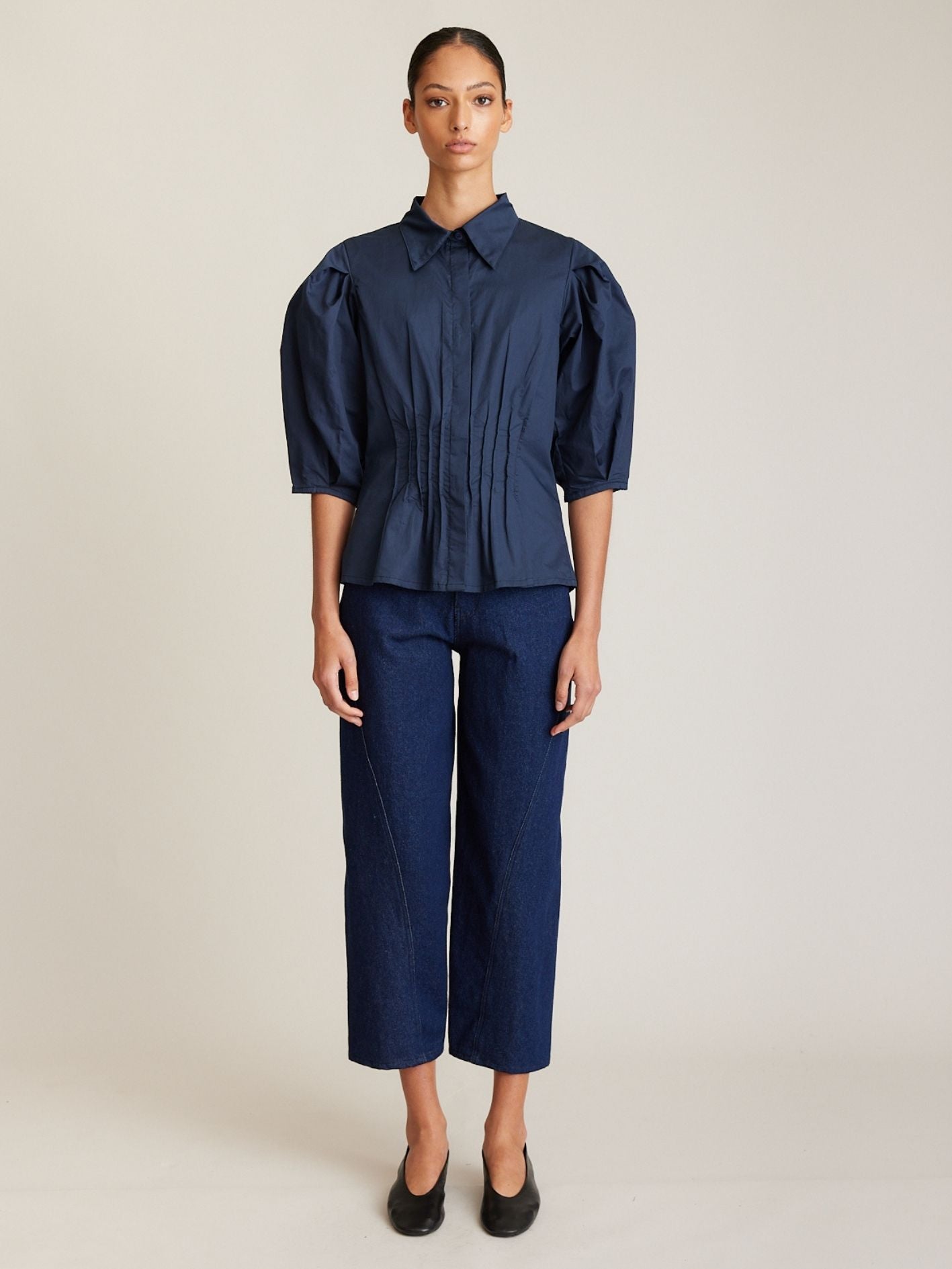 PINTUCK BLOUSE FRENCH NAVY