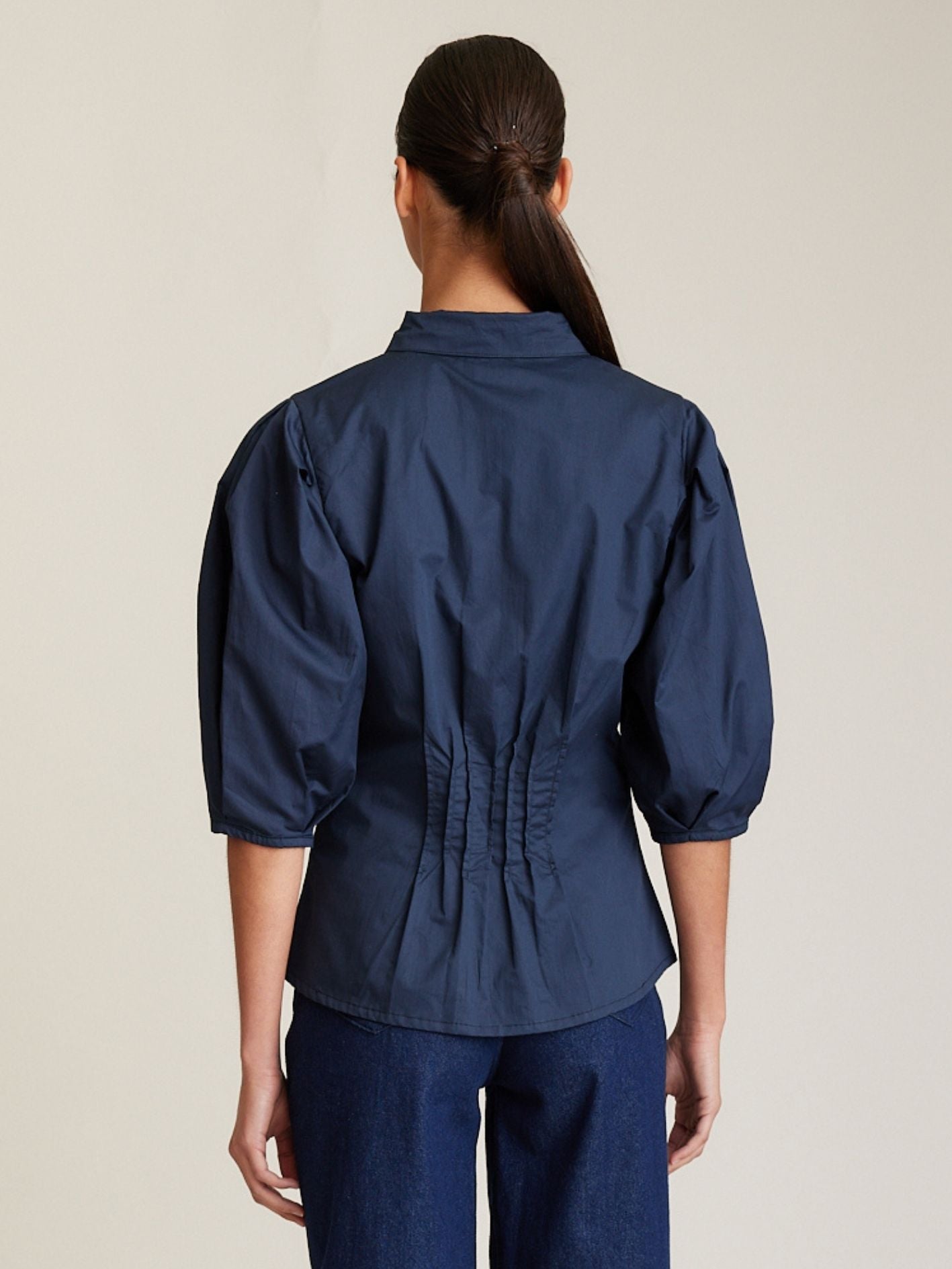 PINTUCK BLOUSE FRENCH NAVY