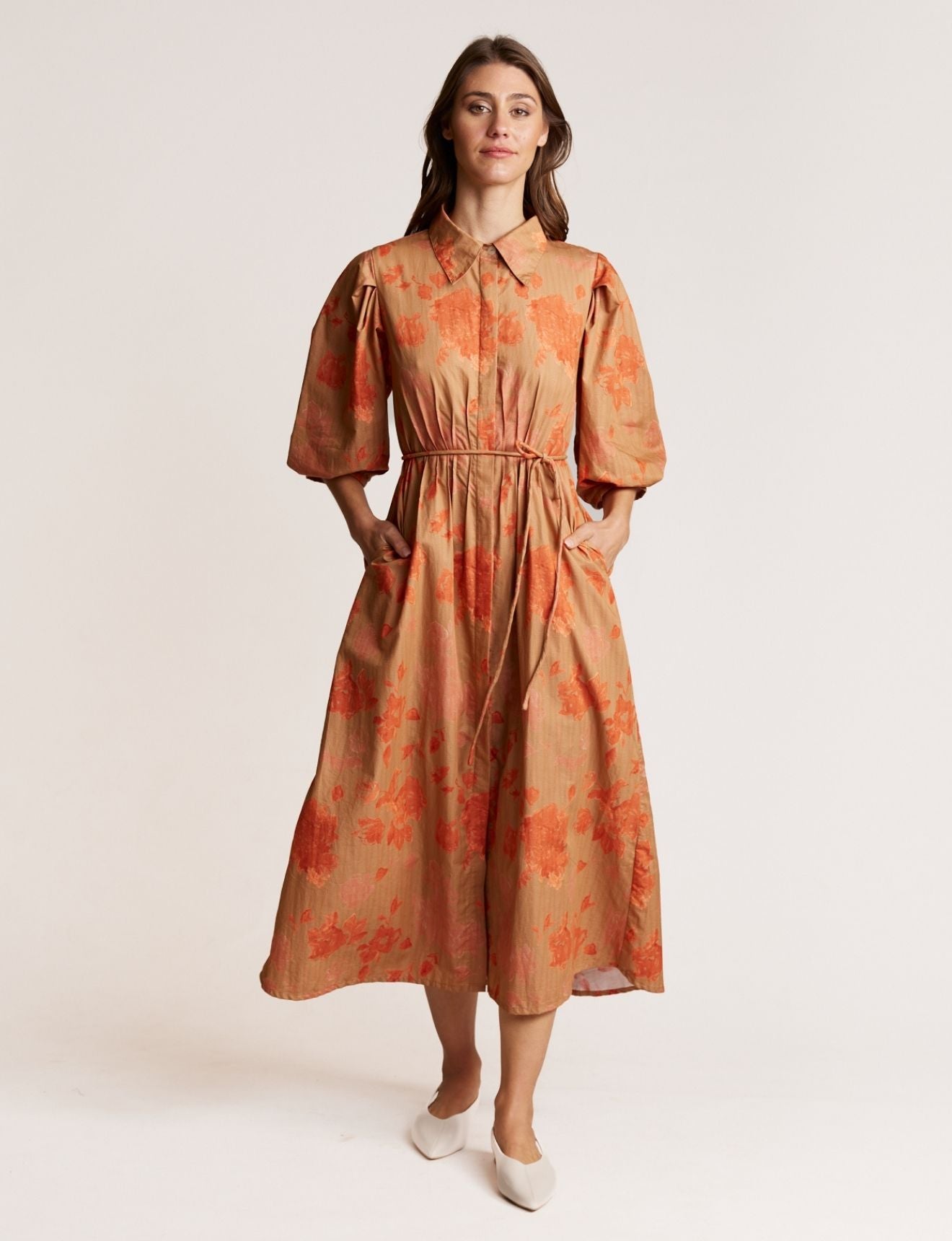 PINTUCK DRESS GRAPHIC ROSE
