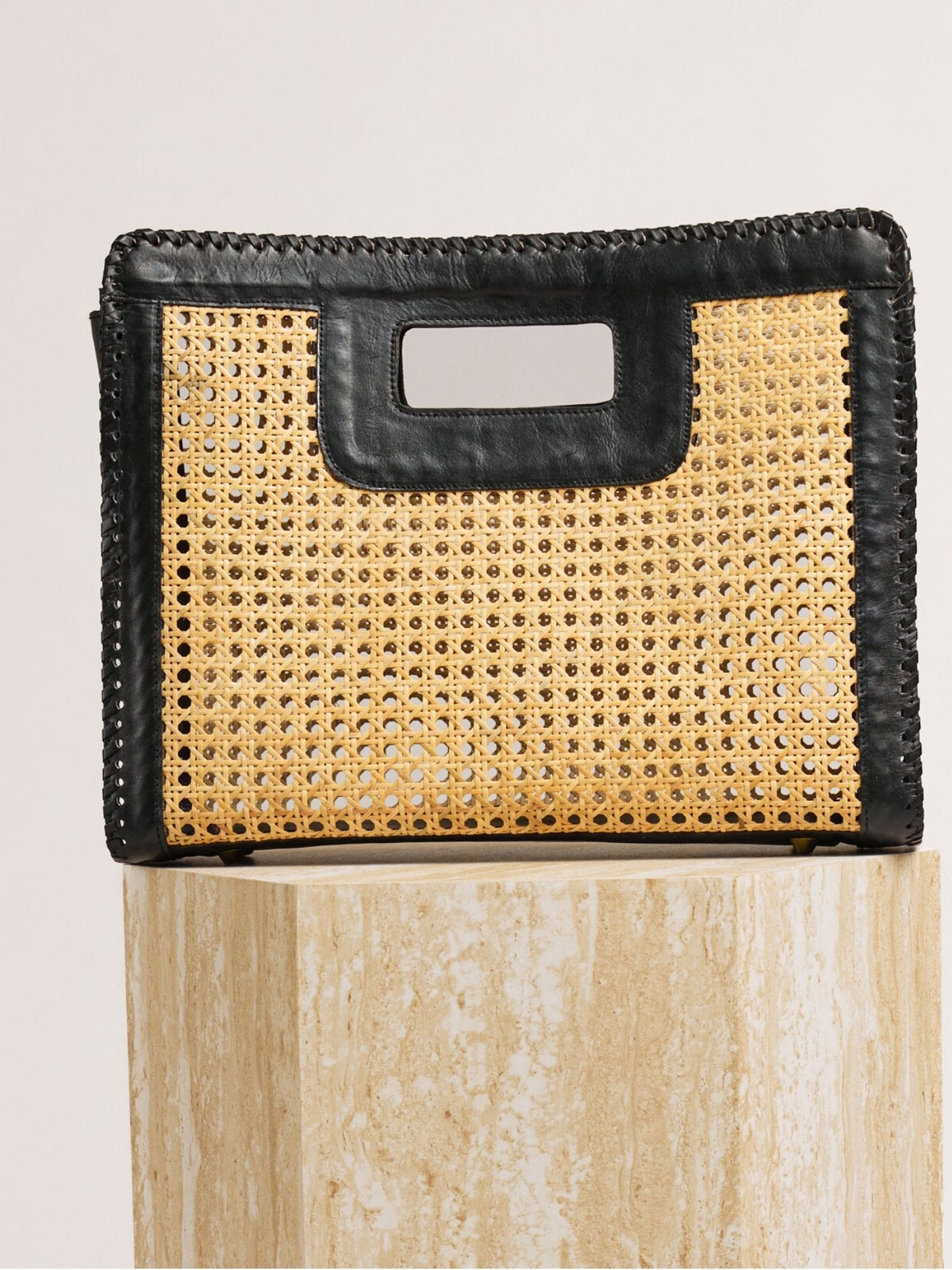 STITCH EDGE TOTE ONYX