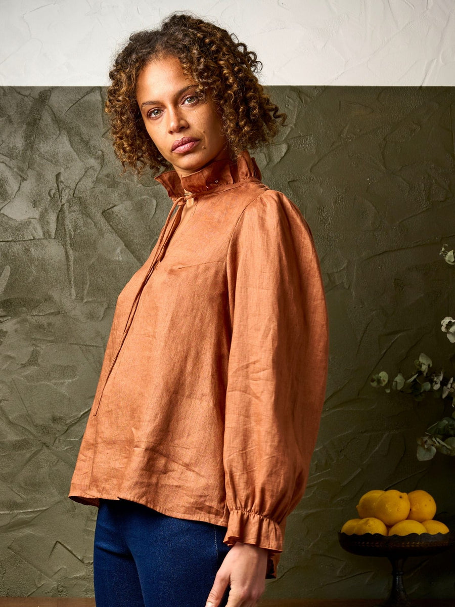 FRILL BLOUSE CACAO