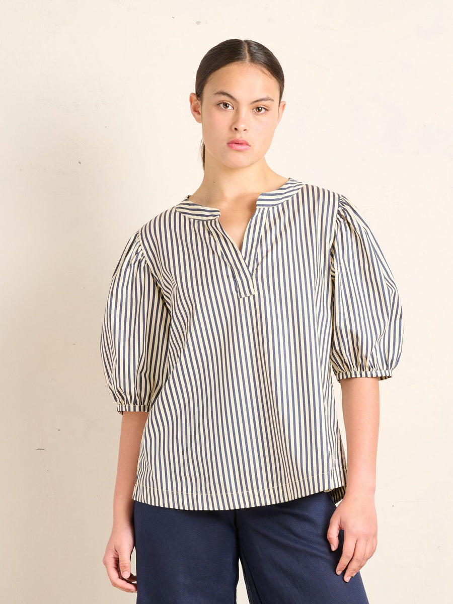 OPEN PLACKET TOP NAVY STRIPE